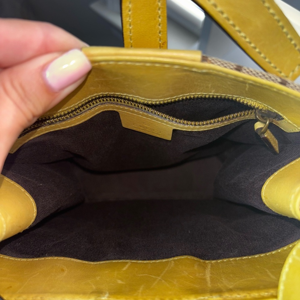 GUCCI GG Canvas Shoulder Bag Beige Yellow - Picture 11 of 12
